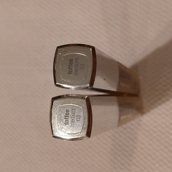 Lot of two Neutrogena concealer - Picture 3 of 3